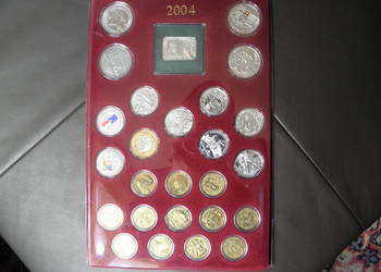 Kompletny rok 2004 Polskich monet 2 zł i srebrnych 10 zł i 20 zł .