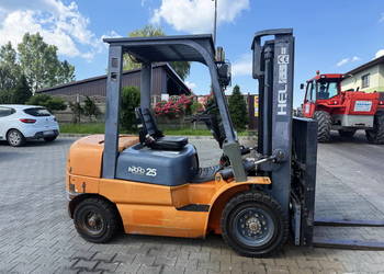 wózek widłowy HELI CPCD25 diesel ISUZU 2500kg 2012 przesuw pozycjoner wideł