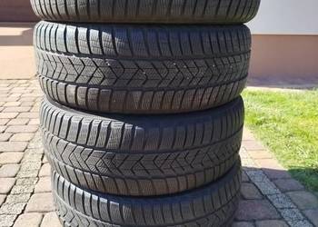 Opony zimowe Pirelli Sottozero 3 225/55 R17
