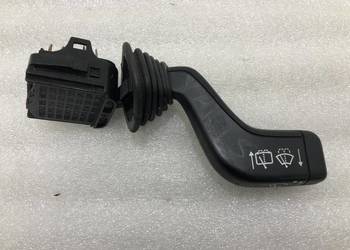 PRZEŁĄCZNIK WYCIERACZEK TOYOTA YARIS 501.392