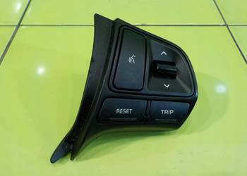 KIA RIO III LIFT 1.25 B 16r HB 5D przelaczniki kierownicy 96700-1W500