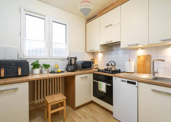 2-stronne, budynek z cegły, świetna lokalizacja