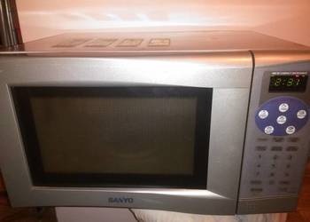 Mikrowela Sanyo regulacja dotykowa.