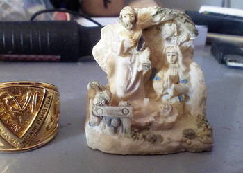 miniaturowa rzeźba Świętej Rodziny