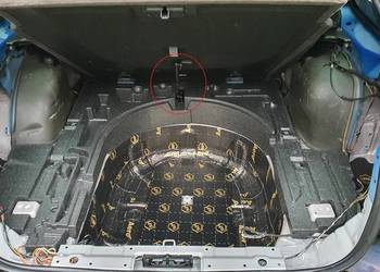SIŁOWNIK TELESKOP PODNOŚNIK PODŁOGI BAGAŻNIKA ESO100000 R75 TOURER MG ZTT