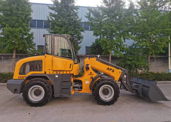 Ładowarka teleskopowa APS 2500T model 2024 NOWA