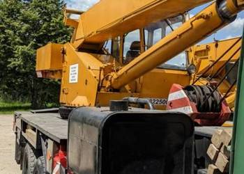 Żuraw Dźwig Samojezdny Kamaz 20 T