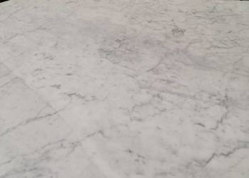 Płytki marmurowe CARRARA BIANCO 40x40x1,5 poler