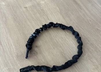 Czarna ładna opaska do włosów