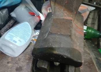 Sprzedam imadło ślusarskie