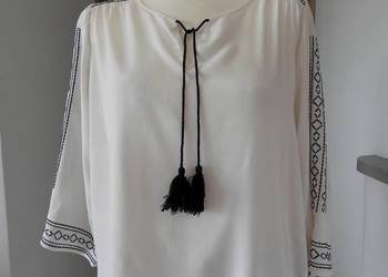 Bluzka w stylu Etno Boho Kremowa Zdobiona Czarnym Haftem Nowa Zara L