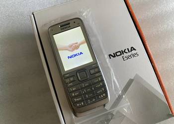 Nokia E52 - pełny zestaw