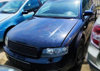 Audi A4 B6 2.5 Quatro - Szyba przód