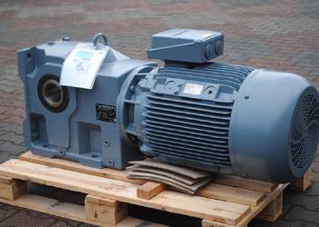 Motoreduktor kątowy 45kw. 72obr./min. firmy NORD.