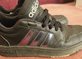 Adidasy firmy Adidas dziewczece