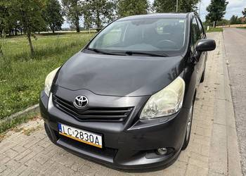 Toyota corolla -Verso stan idealny