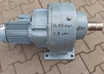 Motoreduktor 0,75 kW/7,9 obr.
