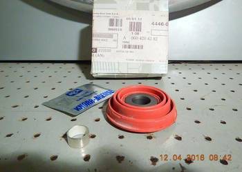 ZESTAW NAPRAWCZY ZACISKU MERCEDES A0004204282 ASO