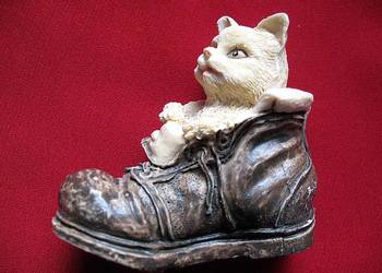 Kot - kotek w starym bucie - figurka - 5,5 x 6,5 x 3,5 cm