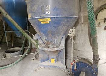 śrutownik BIN 11kW mieszalnik 2000kg żmijka silosy 2T