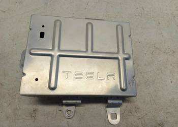 TESLA MODEL Y 2022r WZMACNIACZ RADIA 1507152-01-B