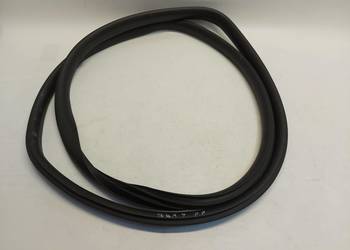 TESLA MODEL Y 2024r USZCZELKA BAGAŻNIKA