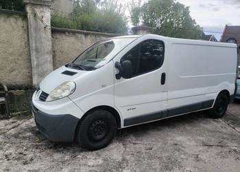 Renault Trafic 2.5 dCi 150km long
