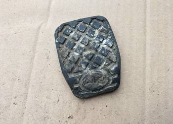 GUMA NAKŁADKA NA PEDAŁ HAMULCA 893721173B AUDI 80 B4