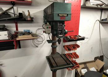 Wiertarka pionowa kolumnowa