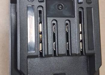 Akumulator litowy Makita 40V Max XGT o pojemności 3.0Ah.