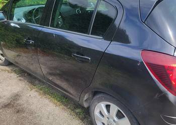 Corsa D dobre wyposażenia