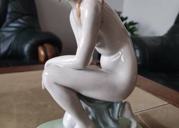 ​Węgierska Porcelana Zsolnay – Akt Kobiecy „Zamyślona” – Art Deco