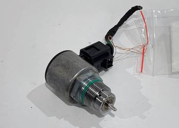 REGULATOR CIŚNIENIA PALIWA SKODA OCTAVIA III 04L130764B 1.6 115KM ZAWÓ
