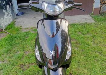 Skuter v click 50
