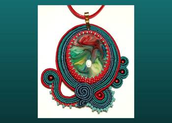 WISIOREK Z ŻYWICĄ zielono-czerwony - SUTASZ WISIOREK Z ŻYWICĄ zielono-czerwony - SUTASZ