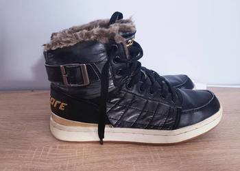 Buty Zimowe Z Futerkiem 34