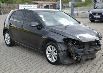 Volkswagen Golf 1,6 tdi 105ps* nawigacja* niskie spalanie* climatronic* IC…