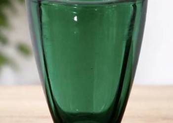 Rudolfova Hut VACLAV HANUŠ Szmaragdowy wazon