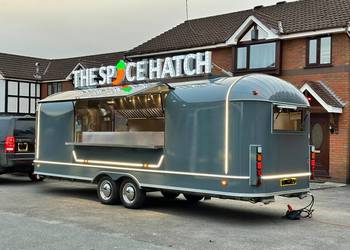 Przyczepa Gastronomiczna Airstream, klasyk, food truck, 6.8M