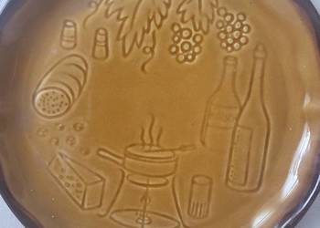 Talerz z motywem potraw porcelit syg. Pruszków lata 60 te