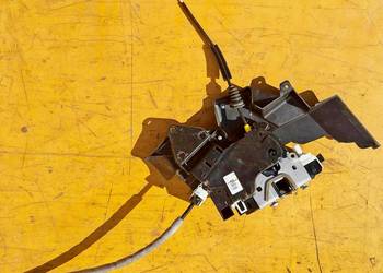 MERCEDES W204 C218 ZAMEK DRZWI PRAWY PRZÓD A2047201835