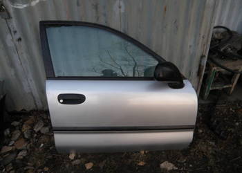 Drzwi prawe przednie prawy przód Mitsubishi Carisma 96-04 srebrne Drzwi prawe przednie prawy przód Mitsubishi Carisma 96-04 srebrne