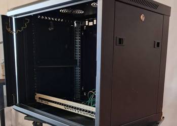 Szafka serwerowa RACK 19"
