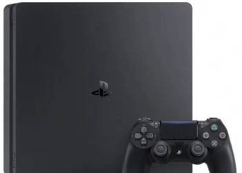 Playstation 4 slim