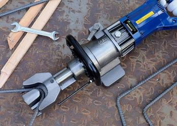 Giętarka Do Prętów 900W Hydrauliczna elektryczna Zbrojeniowych Pęknięcie