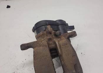 ZACISK HAMULCOWY PRAWY TYŁ AUDI A4 A5 A6 SQ5 6454A