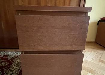Mała komoda IKEA MALM w kolorze ciemnobrązowym – jak nowa