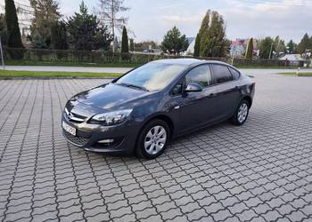 Opel Astra J sedan lift 1.6cdti 110KM 2015r. Bez ad blue, EGR DPF