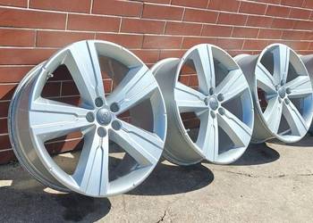 Felgi Audi Q7, Q8 , Q5 8x20 ET 28 , 4M0 071 490 , 5x112, super stan