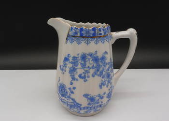 Dzbanek na mleko z porcelany China Blau Sygnatura P.S.N. lata 30. XX w